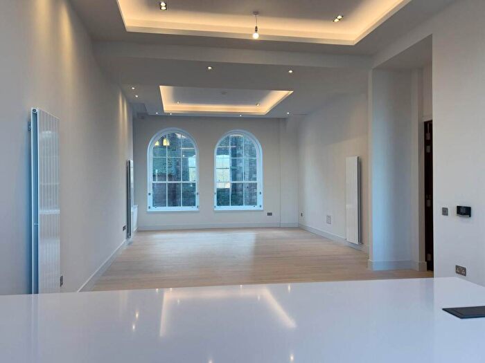 3 Bedroom Flat For Sale In Belford Road, West End, Edinburgh, EH4