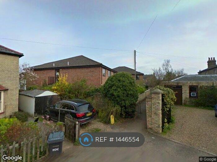 1 Bedroom Flat To Rent In Woodley Court Over 's Only, Godmanchester, PE29