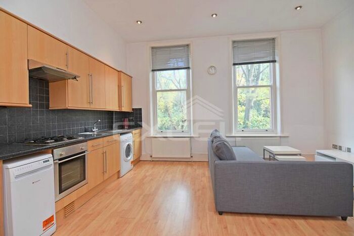 1 Bedroom Flat To Rent In Finchley Road, Hampstead, London, NW3