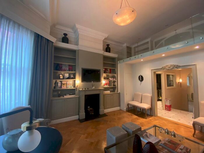 1 Bedroom Flat To Rent In Pont Street, London, SW1X