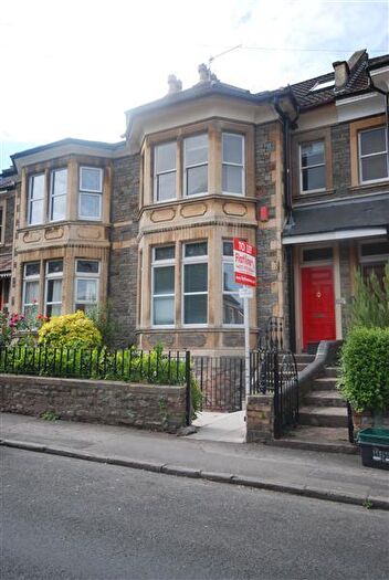 7 Bedroom Terraced House To Rent In Upper Maisonette, Waverley Road, BS6