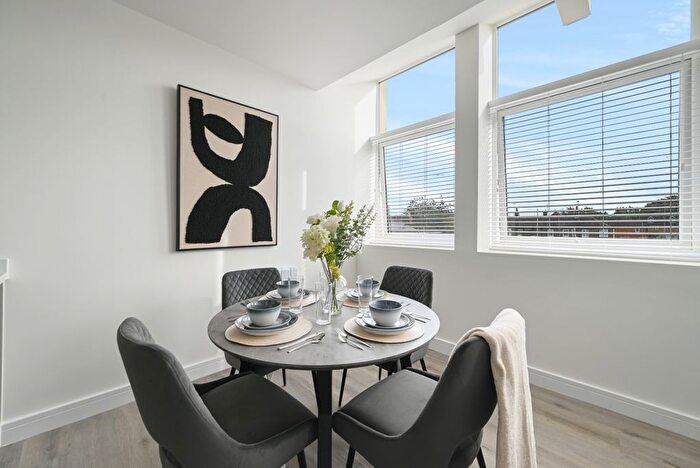 1 Bedroom Flat To Rent In Guild House, Oundle Road, Peterborough, PE2