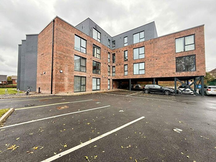 1 Bedroom Flat To Rent In Scholes Lane, St. Helens, WA10