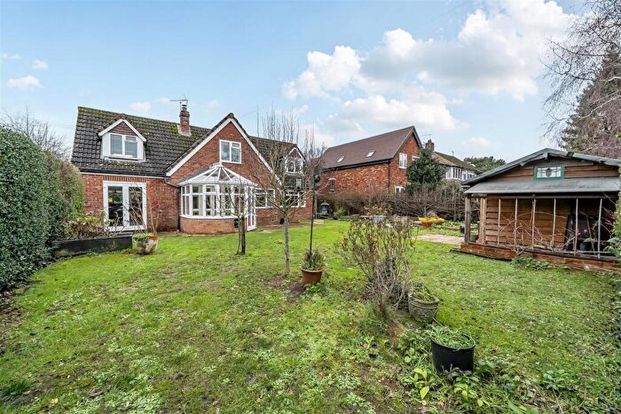 5 Bedroom Detached House For Sale In Peppard Road, Sonning Common, Reading, RG4