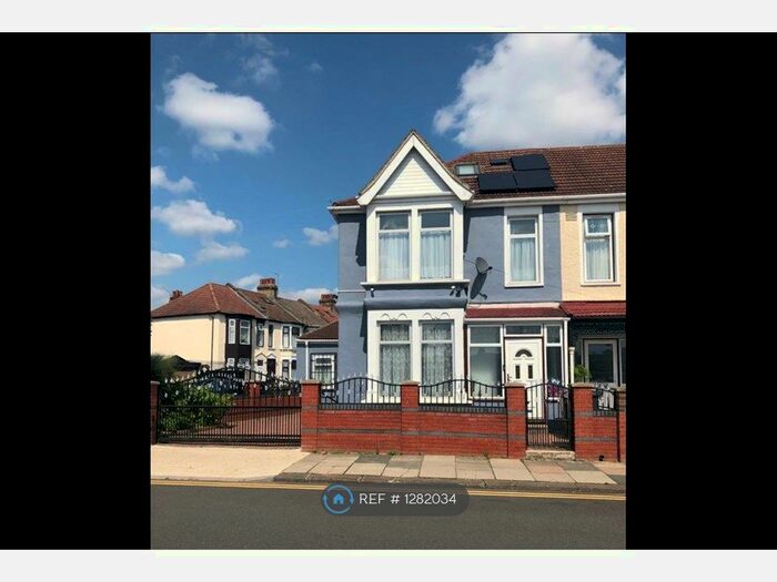 4 Bedroom End Of Terrace House To Rent In Salisbury Avenue, Barking IG11
