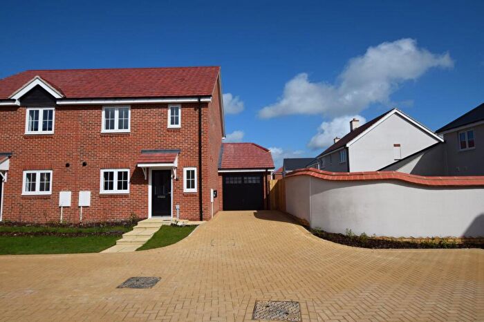 3 Bedroom Semi-Detached House To Rent In Paine Close, Haddenham, HP17