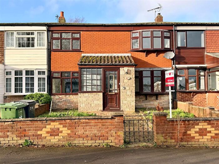 3 Bedroom House For Sale In Royal Meadow Drive, Atherstone, CV9