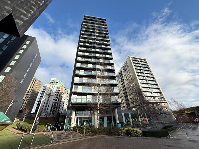 Studio For Sale In Apt Cypress Place, New Century Park, Manchester, M4