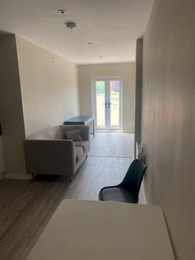 1 Bedroom Flat To Rent In City Exchange, Hall Ings, Bradford, Yorkshire, BD1