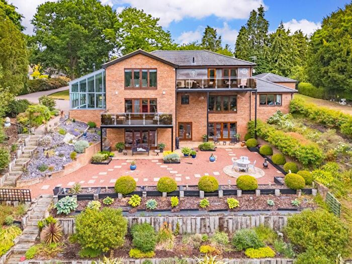 6 Bedroom Detached House For Sale In Long Meadow, Brundall, NR13