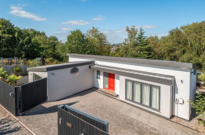 4 Bedroom Detached House For Sale In Aspen Close, Exeter, Devon, EX2