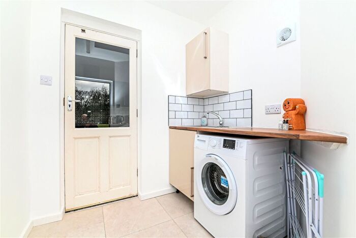 2 Bedroom Bungalow For Sale In Manor Road, New Milton, Hampshire, BH25