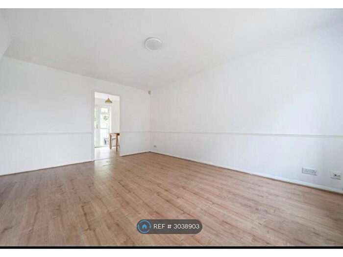 2 Bedroom Terraced House To Rent In Parry Close, Bath, BA2