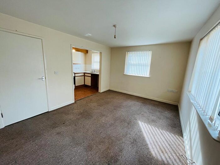 1 Bedroom House To Rent In Milford Haven, SA73