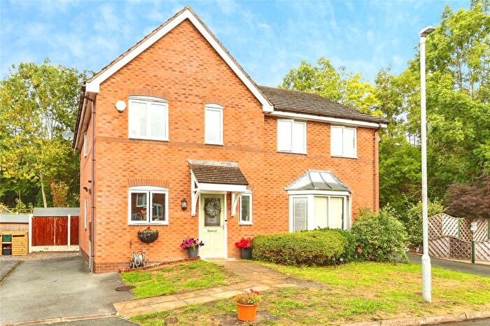 3 Bedroom Semi-Detached House For Sale In Cae'r Efail, Acrefair, Wrexham, LL14