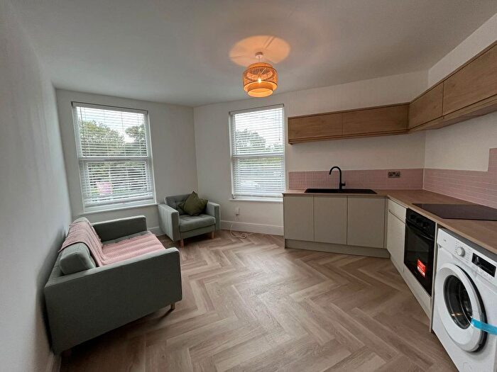 1 Bedroom Flat To Rent In Wilbraham Road, Chorlton, Manchester, M21
