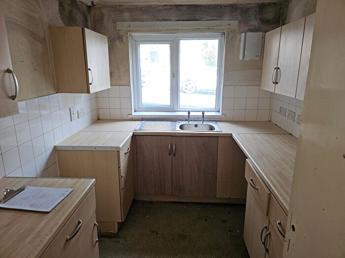 1 Bedroom Flat For Sale In Mornington Street, Keighley, BD21