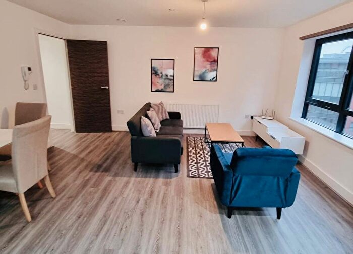 1 Bedroom Flat To Rent In Hurst Street, Liverpool, L1