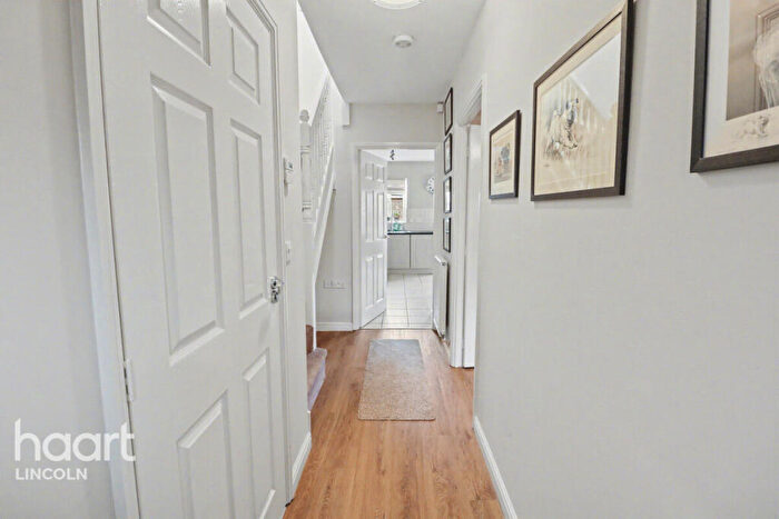 3 Bedroom Detached House For Sale In Privet Walk, Witham St Hughs, LN6