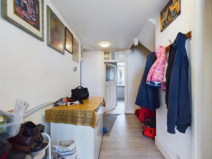4 Bedroom Flat For Sale In Richmond Grove, London, N1