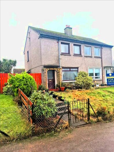 2 Bedroom Semi-Detached House For Sale In Calton Avenue, Campbeltown, PA28
