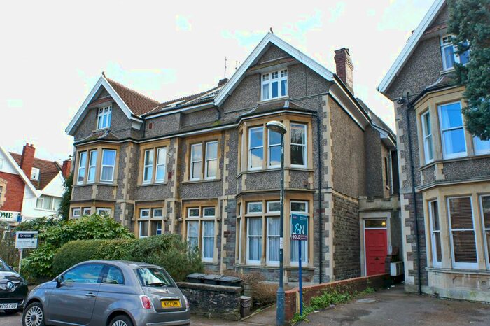 1 Bedroom Flat To Rent In The Quadrant, Redland, Bristol, BS6