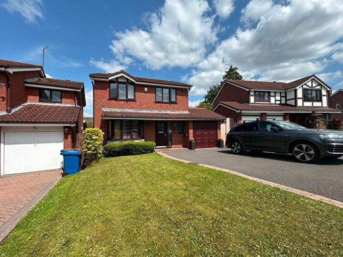 4 Bedroom Property To Rent In Hawkesmoor Drive, Lichfield, WS14