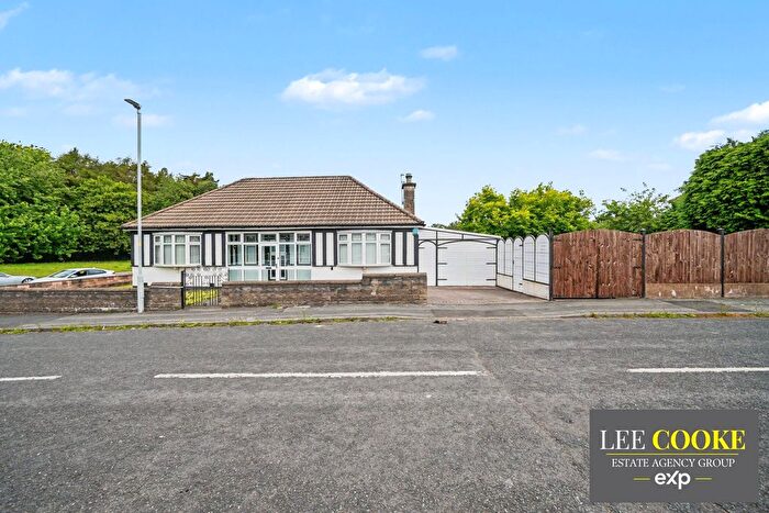 3 Bedroom Bungalow For Sale In Lilac Road, Stow Heath, Wolverhampton, WV1