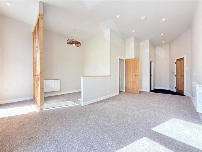 Studio To Rent In Fore Street, Devonport, Plymouth, PL1