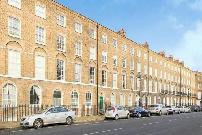 2 Bedroom Flat To Rent In - Myddelton Square, London, EC1R