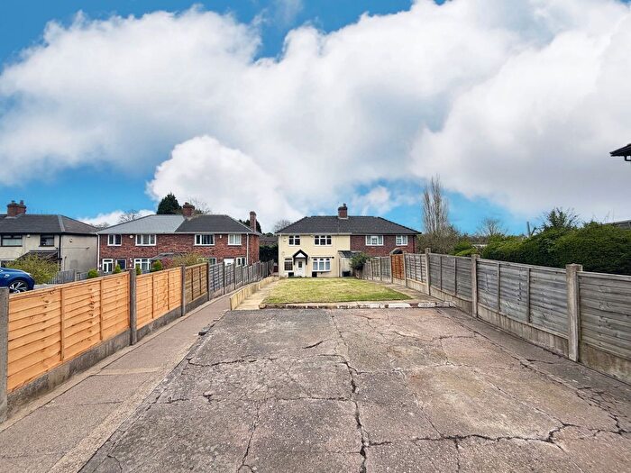 3 Bedroom Semi Detached House For Sale In Corbett Road, Brierley Hill, DY5