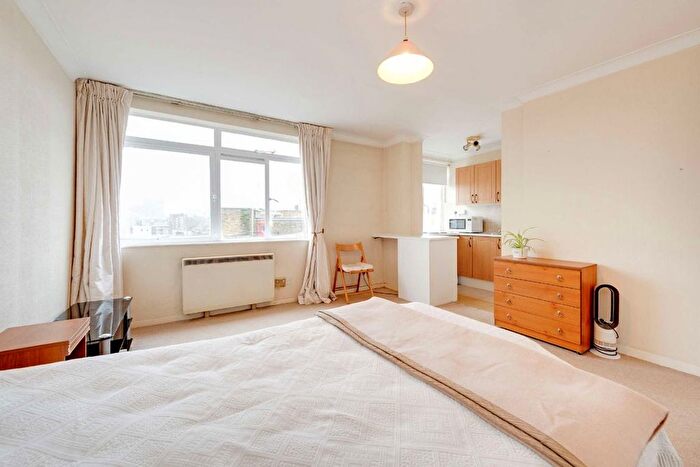 Studio To Rent In Lower Sloane Street, Belgravia, SW1W