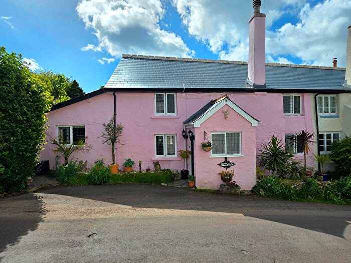 3 Bedroom Semi-detached House For Sale In Coffinswell, Newton Abbot, TQ12