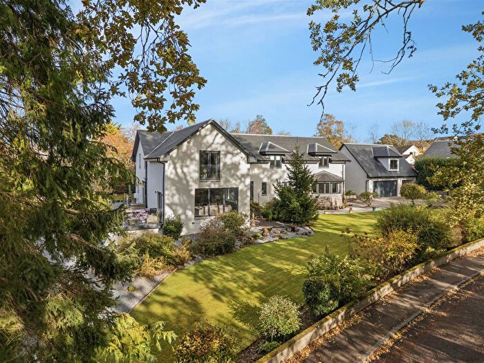 5 Bedroom Detached House For Sale In Hatton Road, Perth, PH2