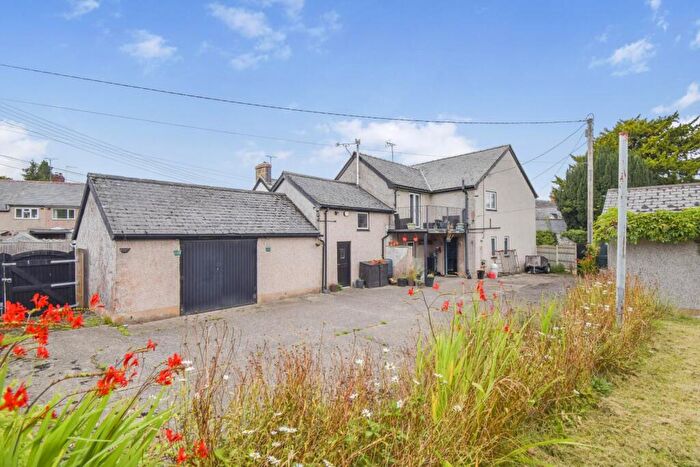 4 Bedroom Detached House For Sale In Corwen, LL21