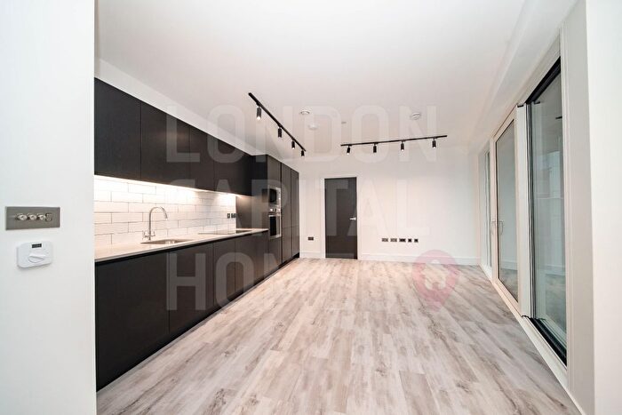 2 Bedroom Flat To Rent In Icon Tower, Portal Way, London, W3