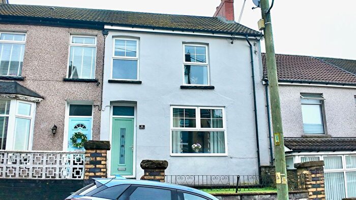 4 Bedroom Terraced House For Sale In Bedwellty Road, Aberbargoed, CF81