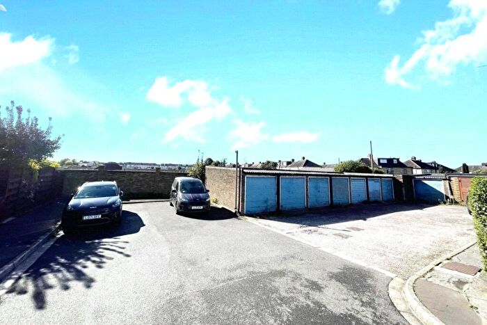 Land To Rent In Sinclare Close, Enfield, London, EN1