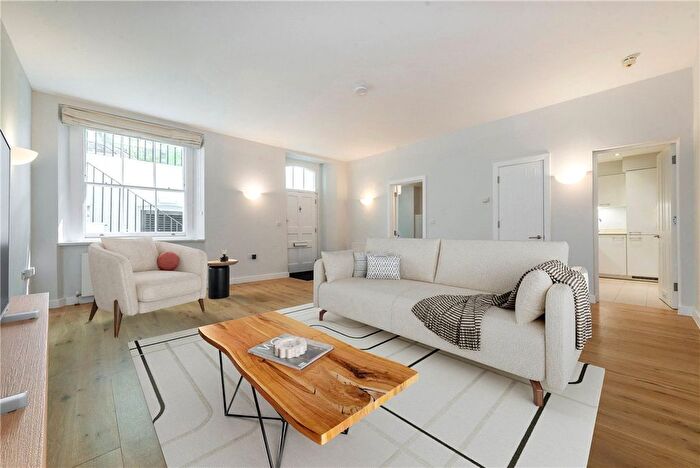 1 Bedroom Flat To Rent In Bryanston Square, Marylebone, London, W1H