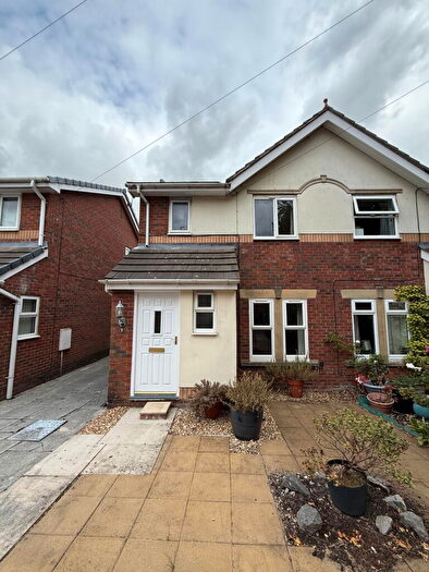 3 Bedroom Semi-Detached House For Sale In Chestnut Court, Ormskirk, Lancashire, L39