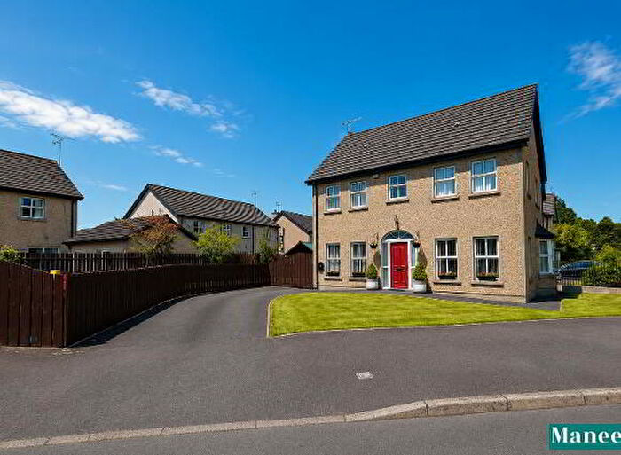 4 Bedroom Semi-Detached House For Sale In Wellbrook Avenue, Dungannon, BT70