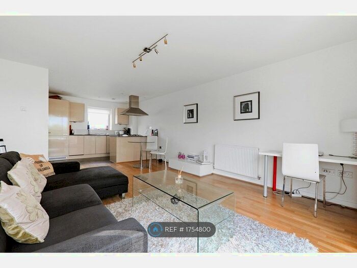 1 Bedroom Flat To Rent In Merchant Street, London, E3