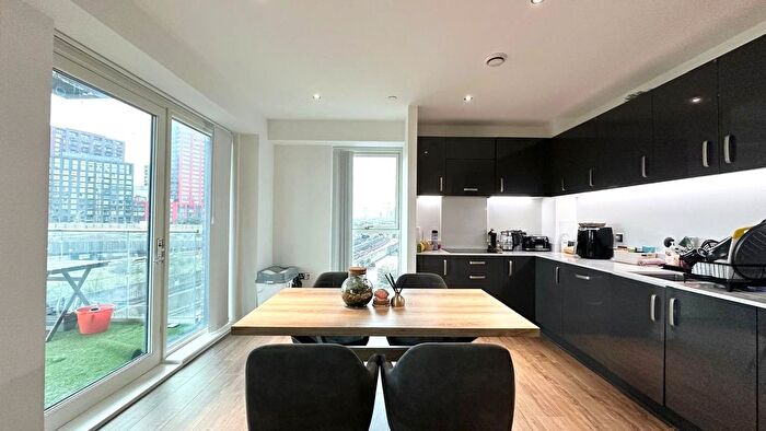 2 Bedroom Flat For Sale In Effra Gardens, London, E16