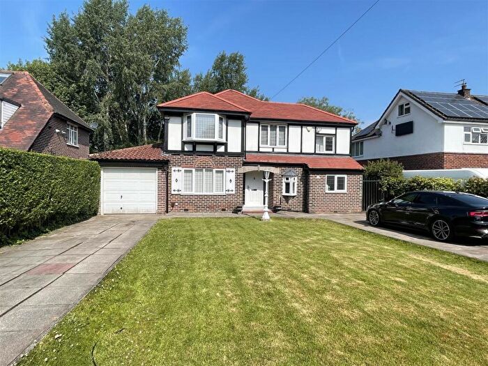 4 Bedroom Detached House To Rent In Westminster Road, Ellesmere Park, Eccles, Manchester, M30