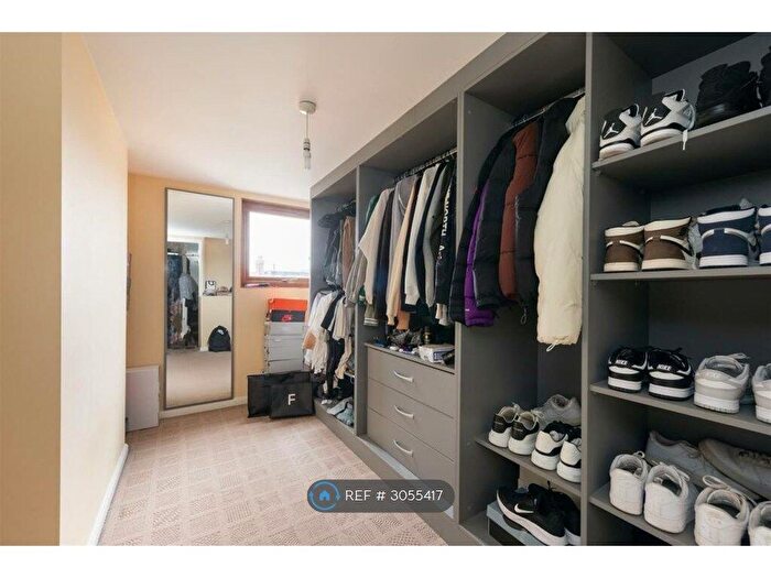 5 Bedroom Terraced House To Rent In Colegrave Road, London, E15