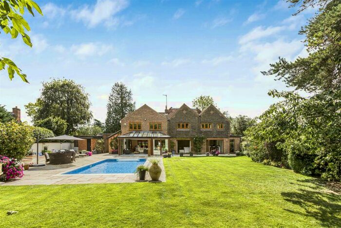 7 Bedroom Detached House For Sale In Chapel Lane, Letty Green, Hertford, SG14