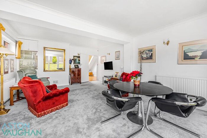5 Bedroom Detached House For Sale In Orpen Road, Hove, BN3