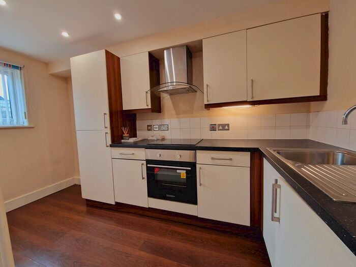 1 Bedroom Flat To Rent In Thomas Street, Swindon, SN2