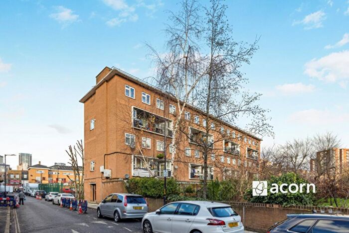 3 Bedroom Flat To Rent In Walworth Place London, SE17