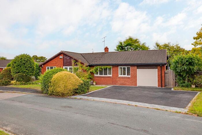 4 Bedroom Detached Bungalow For Sale In Penfold Way, Dodleston, CH4